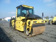 BOMAG BW 174 AP-4v AM mit Splittstreuer