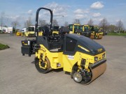 BOMAG  BW 120 AD-5 mit Splittstreuer