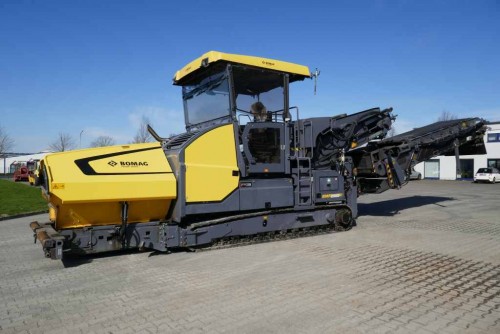 BOMAG BMF 2500 S Offset