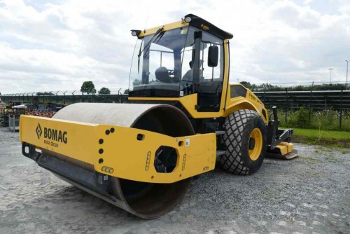 BOMAG BW 213 DH+P-5