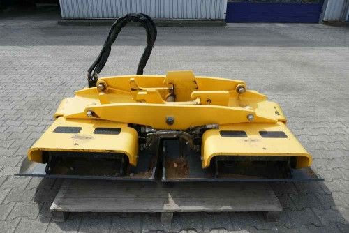 BOMAG Anbauplatten für BW 213 DH+P-5